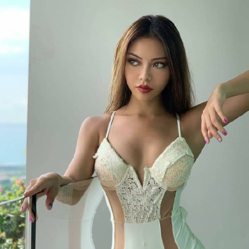 vietnam escort blowjob sex girl moon